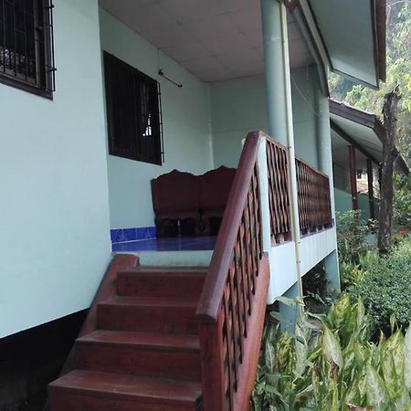 Mr Jan Guesthouse 拜县 外观 照片