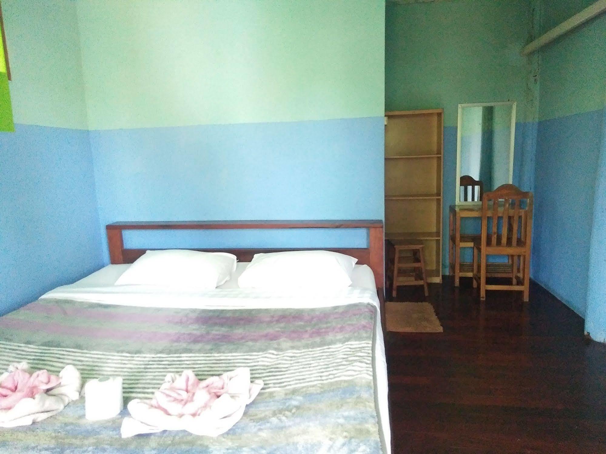 Mr Jan Guesthouse 拜县 外观 照片